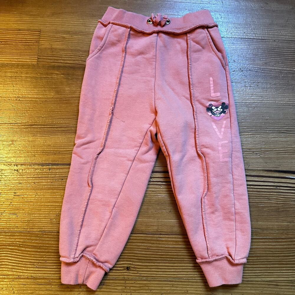 Disney pink Minnie Micky love graphic sweatpants SIZE 4‎